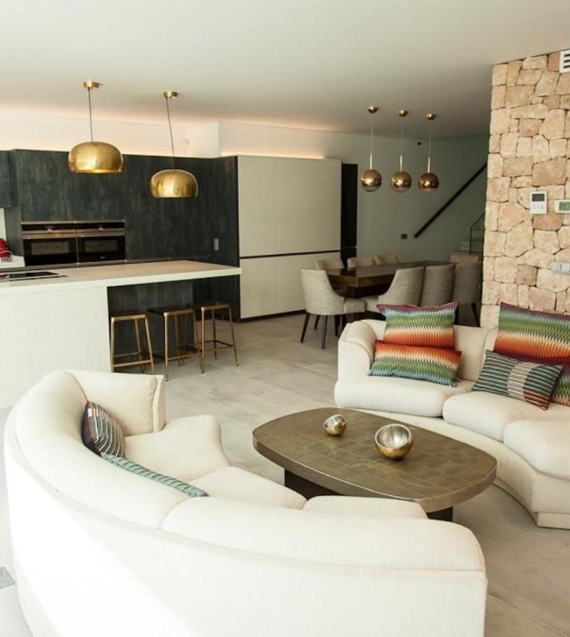 Resa estates Ibiza modern villa Cala llonga golf sale te koop livingroom.jpg